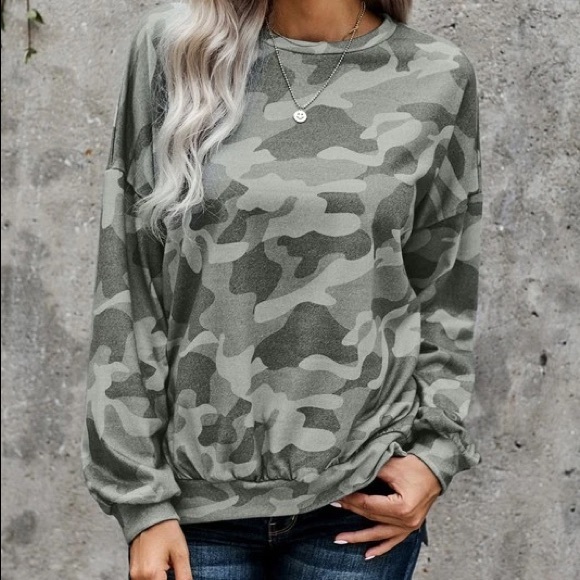 Tops - Becca Sweatshirt